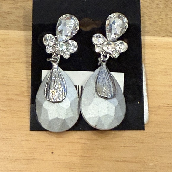 Clear Crystal Rhinestone Pear Drop Dangle Earrings Bridal Pageant Prom Party NEW - Picture 8 of 9